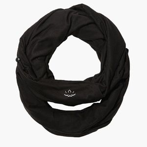 Beyond Yoga Hidden Pocket Infinity Scarf